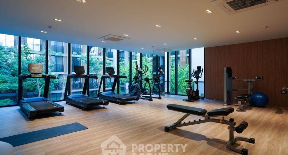 For sale 1 Beds condo in Khlong Toei, Bangkok