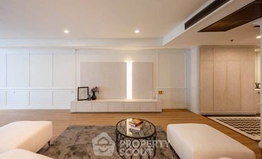 For sale 3 ベッドルーム condo in Khlong Toei, Bangkok