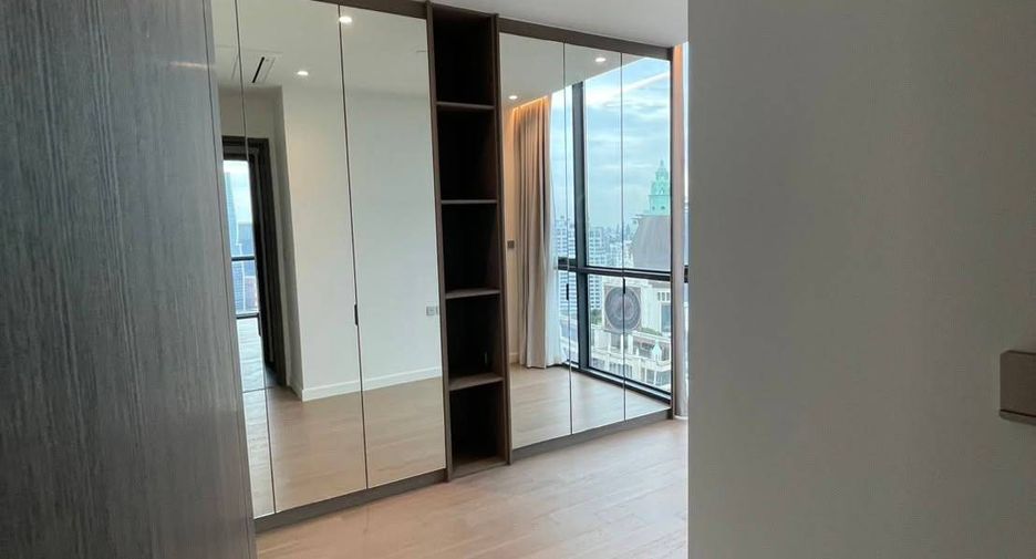À vendre 3 chambres condo à Sathon, Bangkok