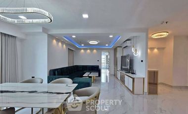 For sale 2 ベッドルーム condo in Yan Nawa, Bangkok