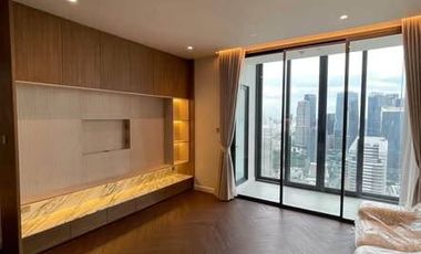 For sale 3 ベッドルーム condo in Sathon, Bangkok
