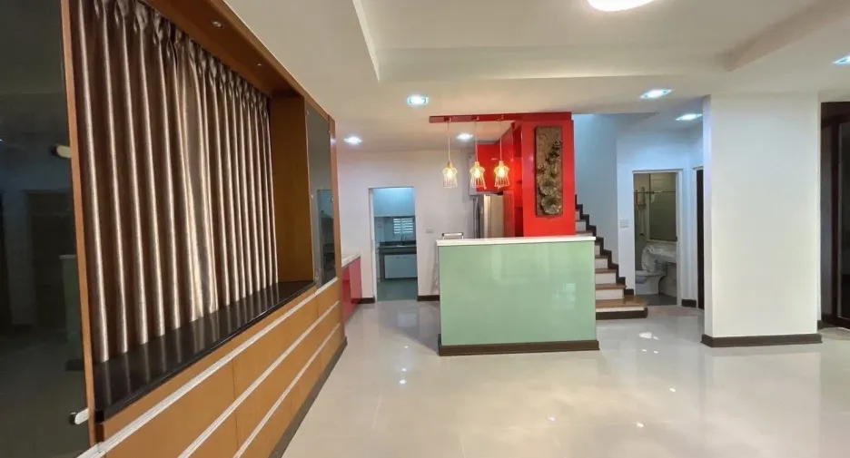 ขาย 4 ห้องนอน บ้านเดี่ยว ใน บางกะปิ, กรุงเทพฯ