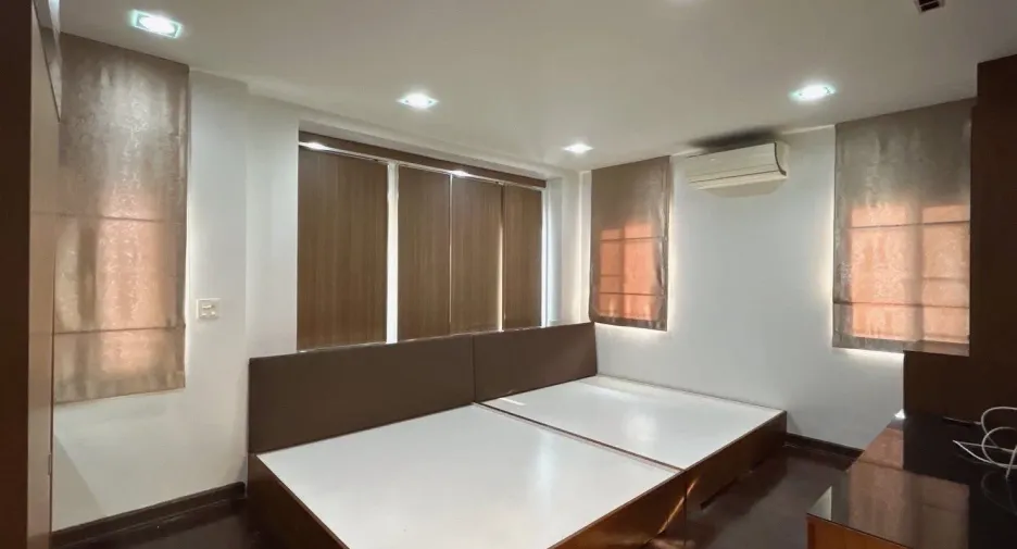 ขาย 4 ห้องนอน บ้านเดี่ยว ใน บางกะปิ, กรุงเทพฯ