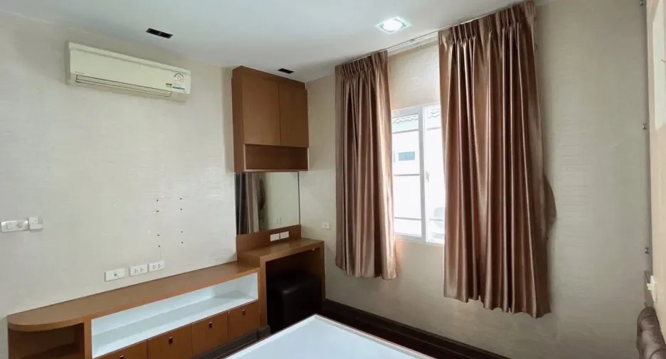 ขาย 4 ห้องนอน บ้านเดี่ยว ใน บางกะปิ, กรุงเทพฯ