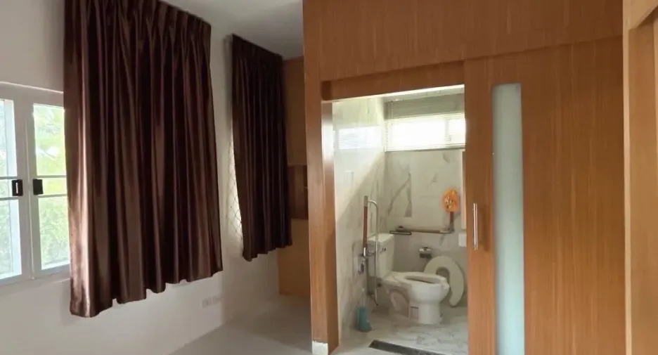 ขาย 4 ห้องนอน บ้านเดี่ยว ใน บางกะปิ, กรุงเทพฯ