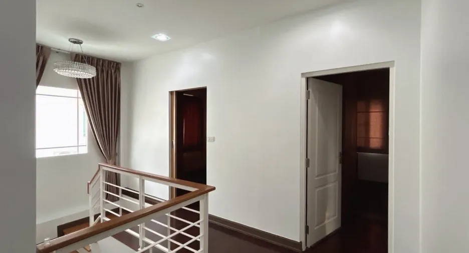 ขาย 4 ห้องนอน บ้านเดี่ยว ใน บางกะปิ, กรุงเทพฯ