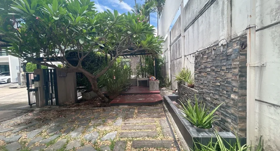 ขาย 3 ห้องนอน บ้านเดี่ยว ใน บางกะปิ, กรุงเทพฯ