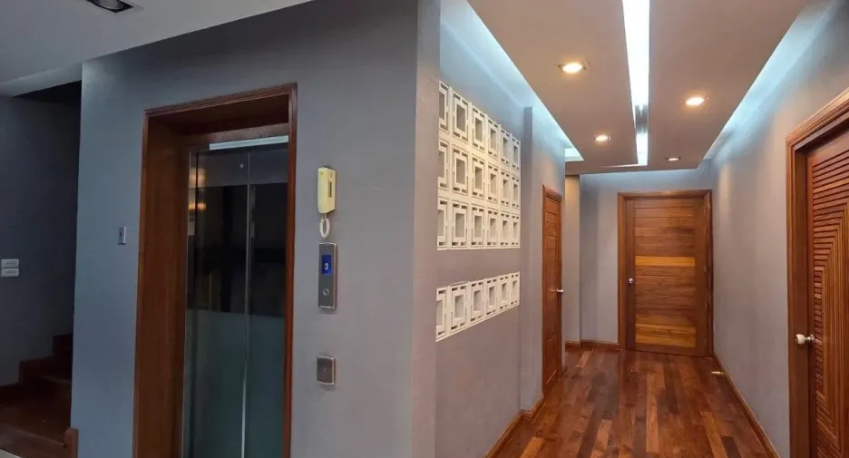 ขาย 9 ห้องนอน บ้านเดี่ยว ใน พระโขนง, กรุงเทพฯ