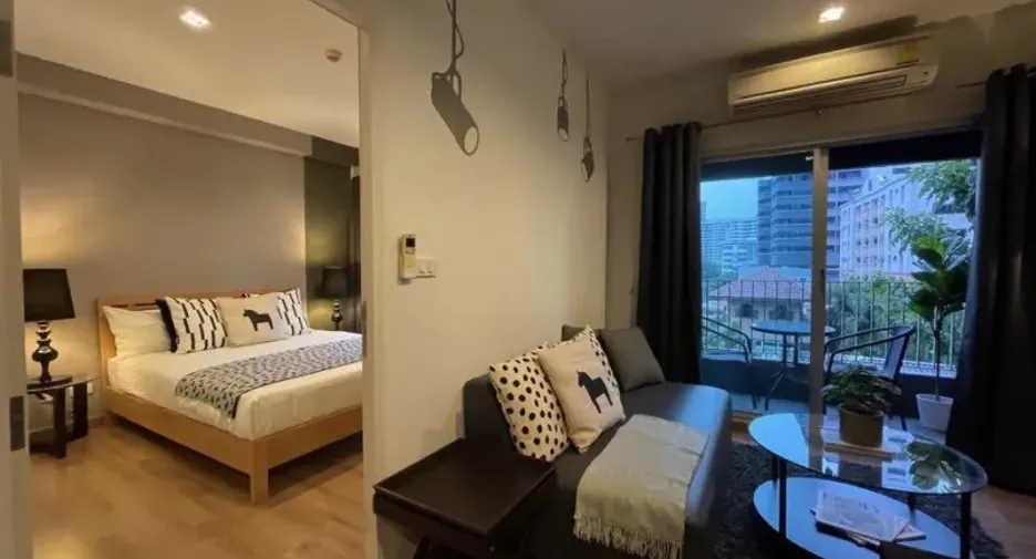 Condo en venta y en alquiler de 1 habitaciones en Khlong Toei, Bangkok