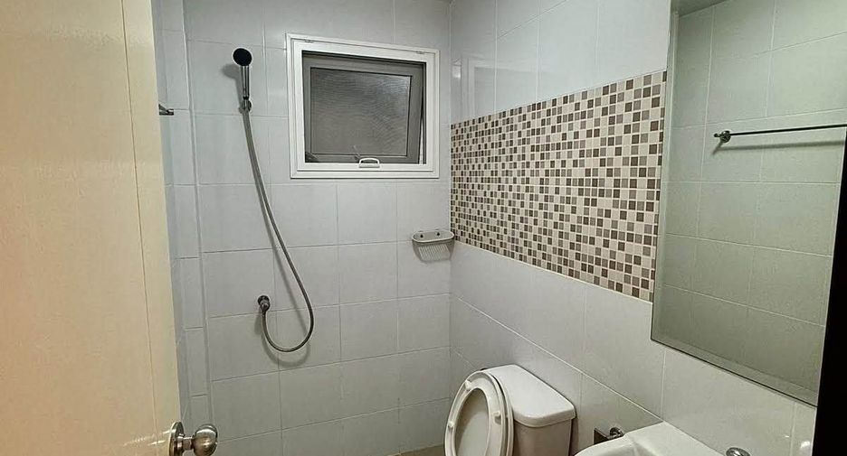 Аренда 3 спальни таунхаус в Тхаланг, Пхукет