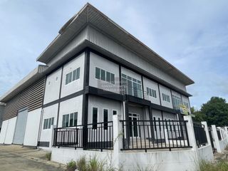 Casa adosada en venta de 1 habitaciones en Krathum Baen, Samut Sakhon
