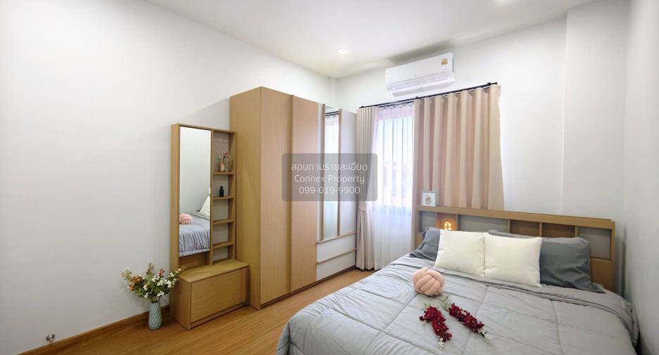Haus zum Kauf mit 4 Zimmer in Bang Lamung, Chonburi