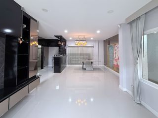 À vendre 4 chambres maison à Phasi Charoen, Bangkok