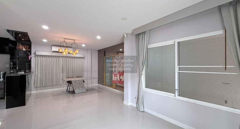 À vendre 4 chambres maison à Phasi Charoen, Bangkok