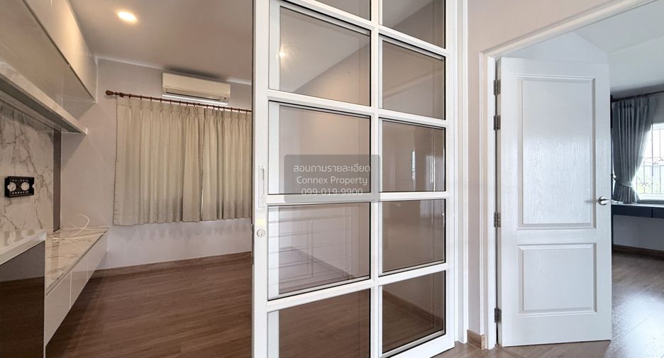 À vendre 4 chambres maison à Phasi Charoen, Bangkok