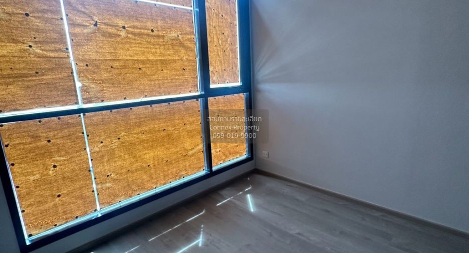 For sale 3 bedrooms condo in Sathon, Bangkok