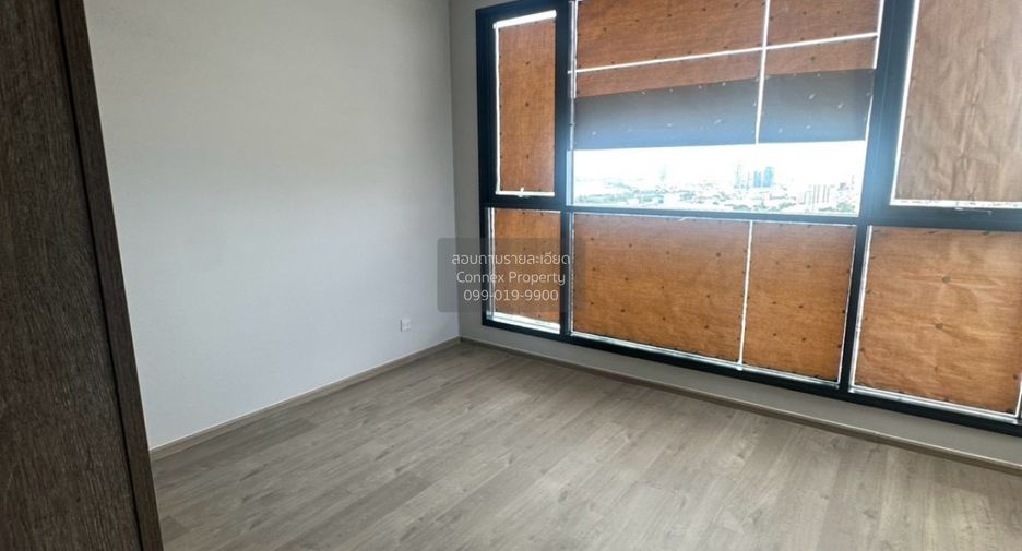 For sale 3 bedrooms condo in Sathon, Bangkok