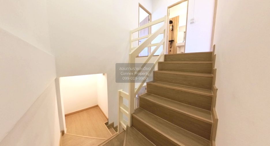 For sale 4 bedrooms townhouse in Nong Khaem, Bangkok