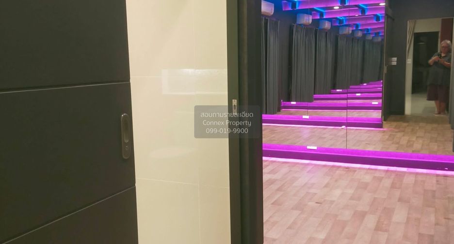For sale 4 bedrooms house in Bang Khen, Bangkok