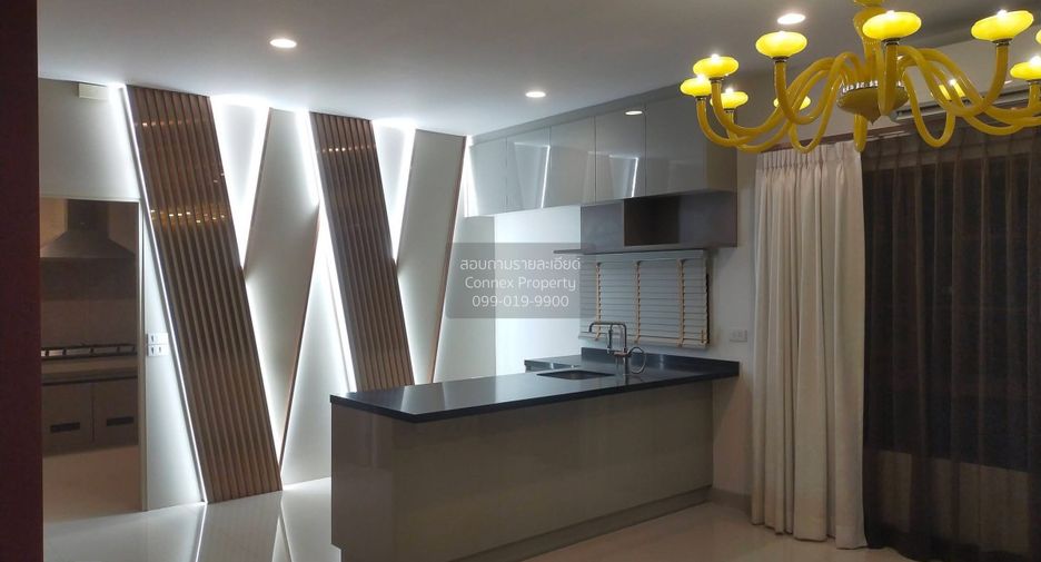 For sale 4 bedrooms house in Bang Khen, Bangkok