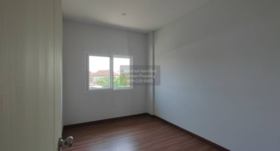 Casa adosada en venta de 3 habitaciones en Bang Yai, Nonthaburi