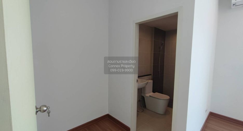 Casa adosada en venta de 3 habitaciones en Bang Yai, Nonthaburi