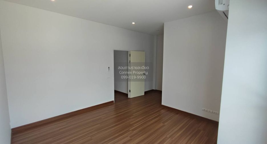 Casa adosada en venta de 3 habitaciones en Bang Yai, Nonthaburi