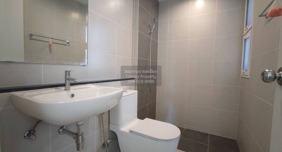 Casa adosada en venta de 3 habitaciones en Bang Yai, Nonthaburi