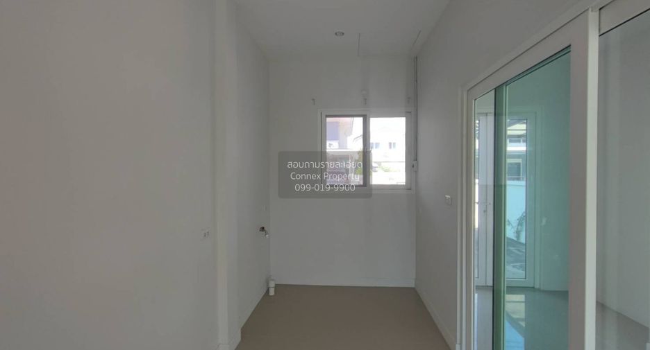 Casa adosada en venta de 3 habitaciones en Bang Yai, Nonthaburi