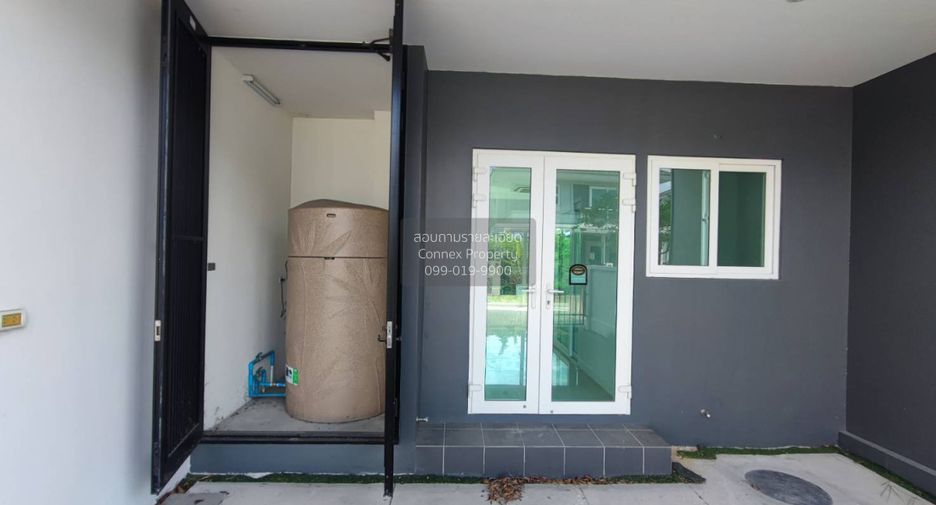 Casa adosada en venta de 3 habitaciones en Bang Yai, Nonthaburi