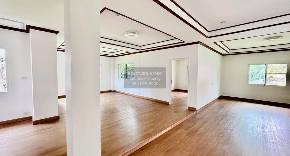 For sale 5 bedrooms house in Bang Bua Thong, Nonthaburi
