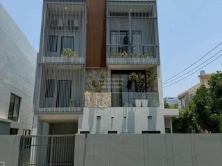 Продажа 4 спальни дом в Лат Крабанг, Бангкок