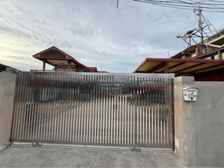 For sale 4 bedrooms house in Bang Khae, Bangkok