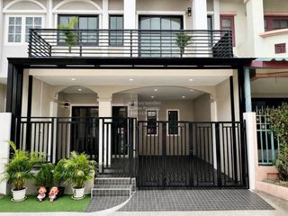 Reihenhaus zum Kauf mit 4 Zimmer in Bang Bua Thong, Nonthaburi
