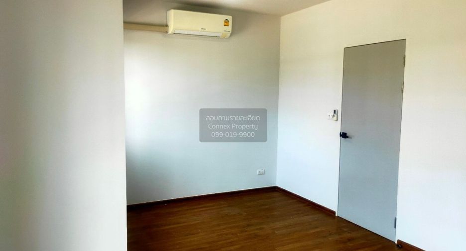 Продажа 3 спальни таунхаус в Mueang Pathum Thani, Патумтани