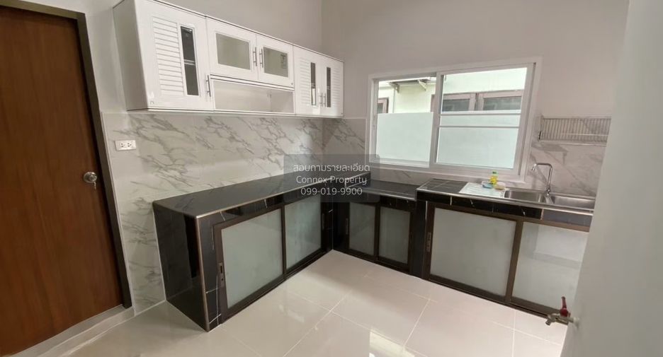 For sale 3 bedrooms house in Lat Phrao, Bangkok