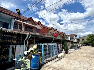 For sale 2 bedrooms townhouse in Bang Khae, Bangkok