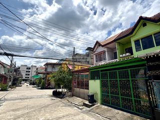 For sale 2 bedrooms townhouse in Bang Khae, Bangkok