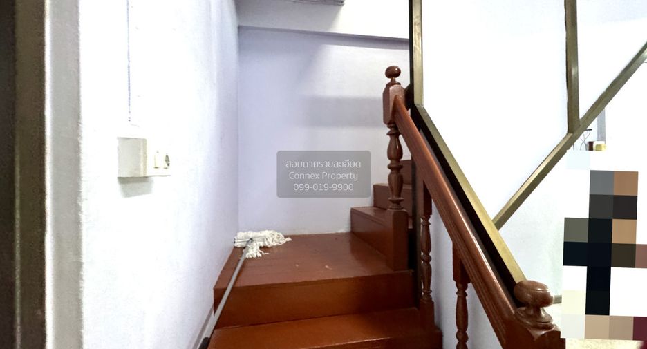 For sale 2 bedrooms townhouse in Bang Khae, Bangkok