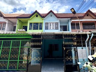 For sale 2 bedrooms townhouse in Bang Khae, Bangkok