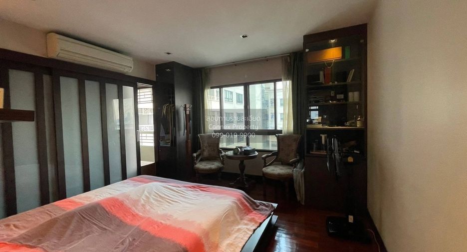 For sale 3 bedrooms condo in Phaya Thai, Bangkok