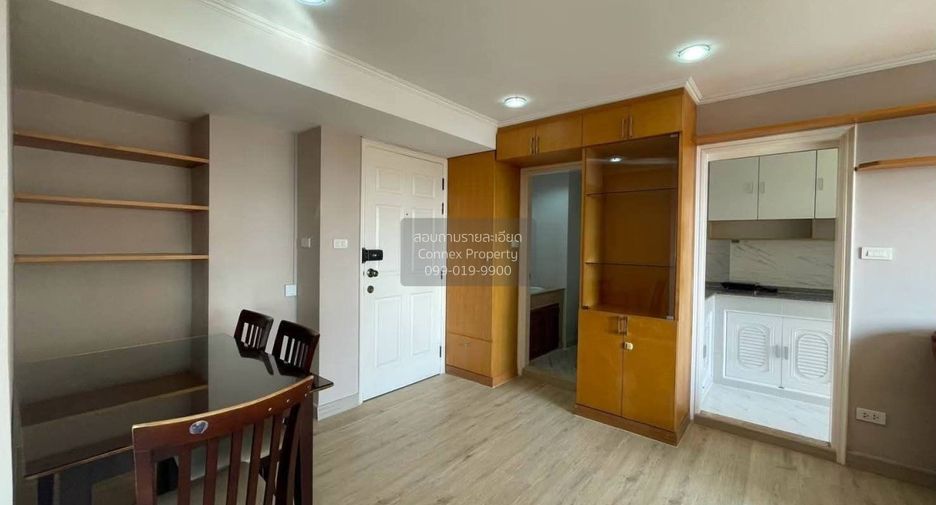 For sale 2 bedrooms condo in Phaya Thai, Bangkok