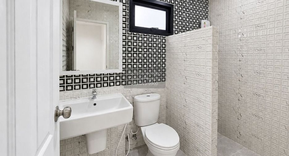 For sale 4 ベッドルーム house in Suan Luang, Bangkok