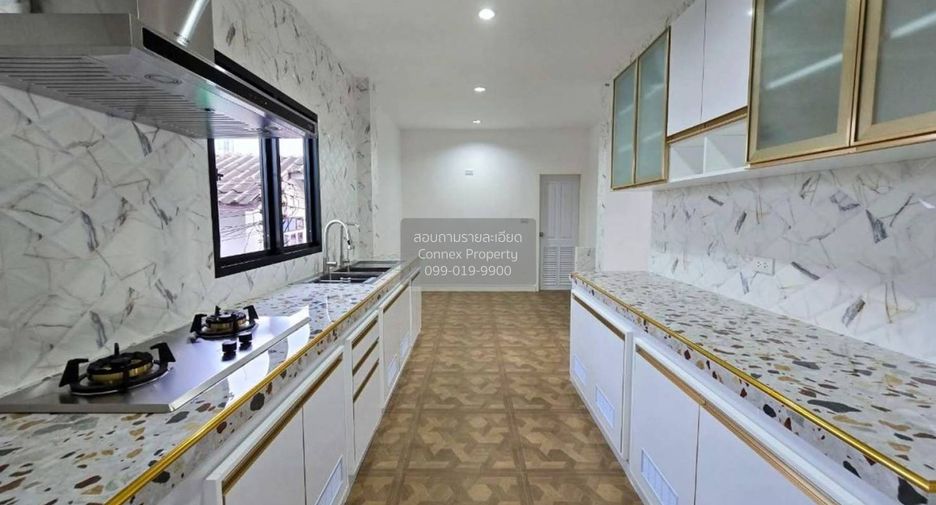 For sale 4 ベッドルーム house in Suan Luang, Bangkok