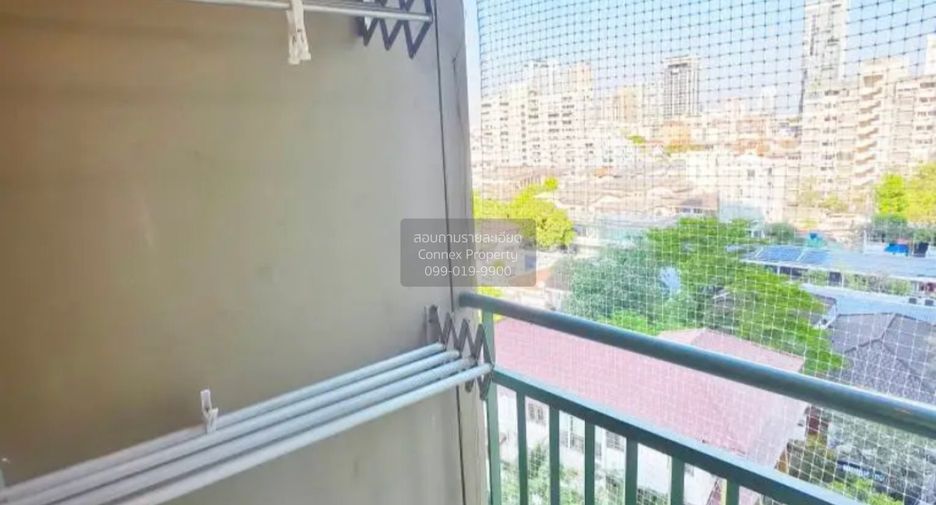 For sale 2 bedrooms condo in Phaya Thai, Bangkok