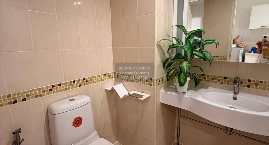 For sale 1 bed condo in Thon Buri, Bangkok