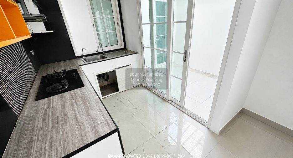 For sale 4 ベッドルーム house in Bueng Kum, Bangkok