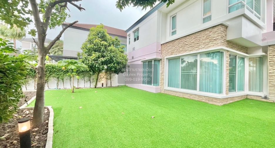 For sale 5 bedrooms house in Khan Na Yao, Bangkok