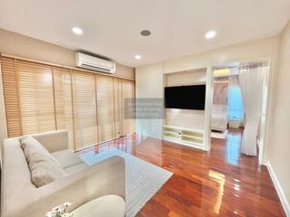 For sale 5 bedrooms house in Khan Na Yao, Bangkok