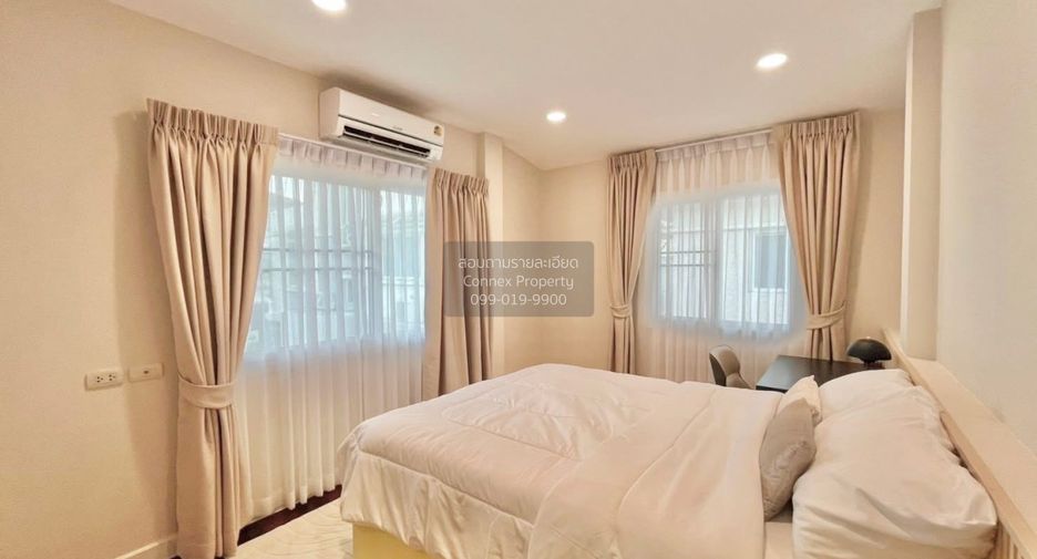 For sale 5 bedrooms house in Khan Na Yao, Bangkok